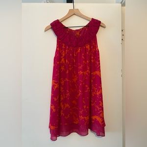 Cabi- Smock flowing lightweight. Scoop neckline. Misses Large.